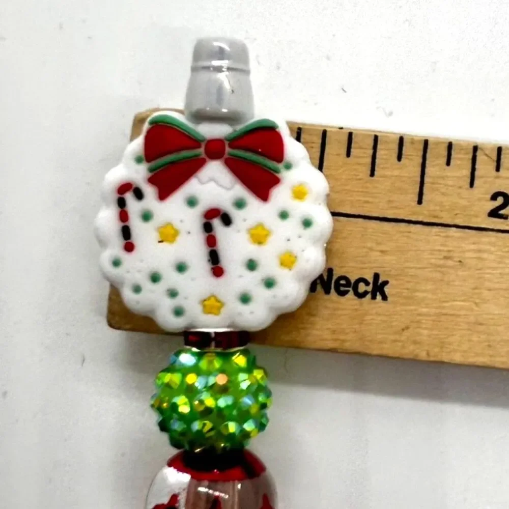 Unique Handmade Christmas Wreath Pearlescent White Red Green Detail Beaded Pen